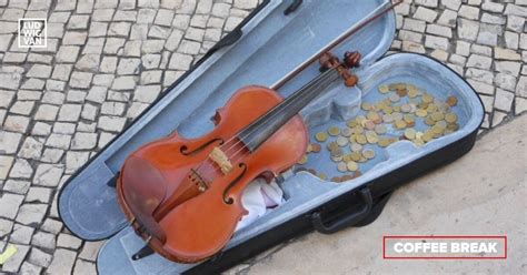 violin playing scam for money.